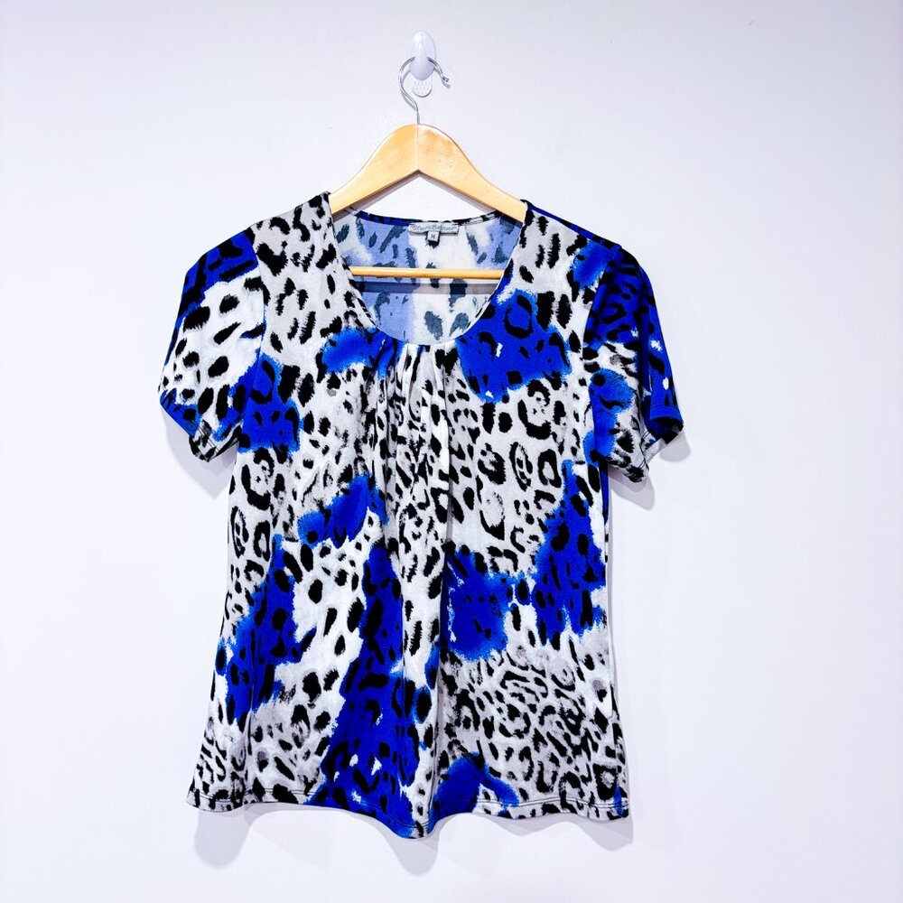 CLASSIC EDITIONS Blue &‎ beige animal print t-shirt | Everyday top | Medium
